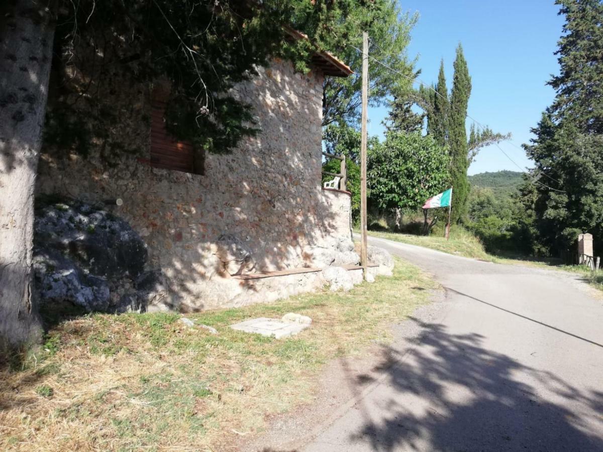 Il Fienile Nella Roccia Guest House Casole d'Elsa Exterior photo