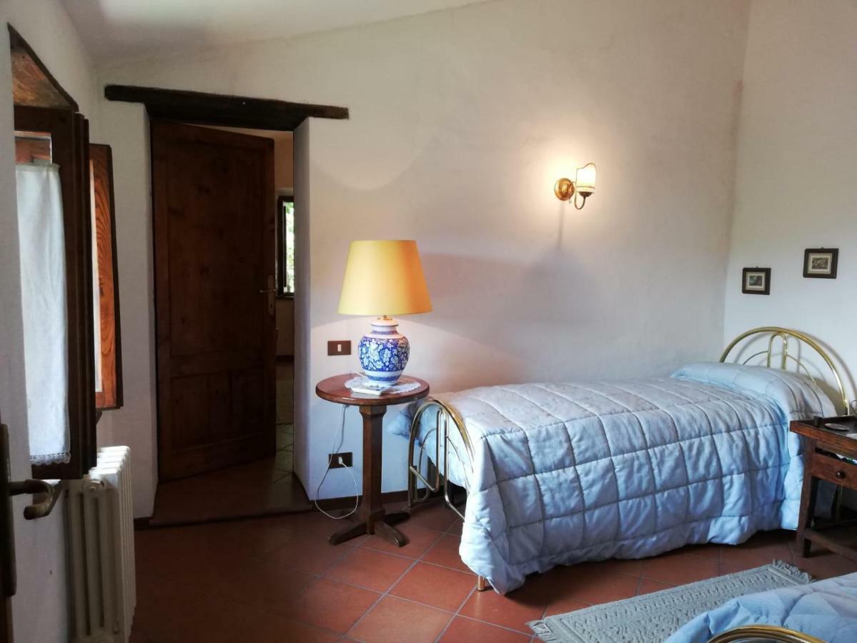 Il Fienile Nella Roccia Guest House Casole d'Elsa Exterior photo