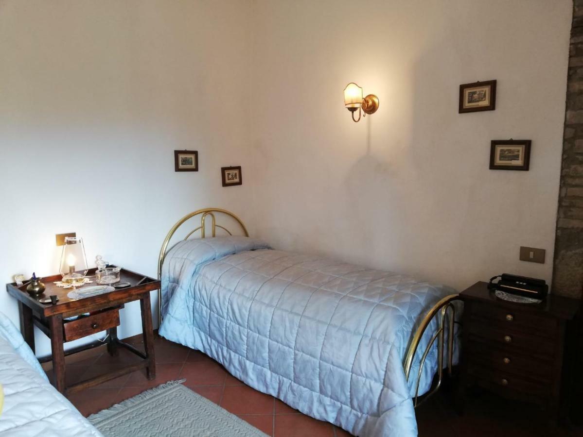 Il Fienile Nella Roccia Guest House Casole d'Elsa Exterior photo