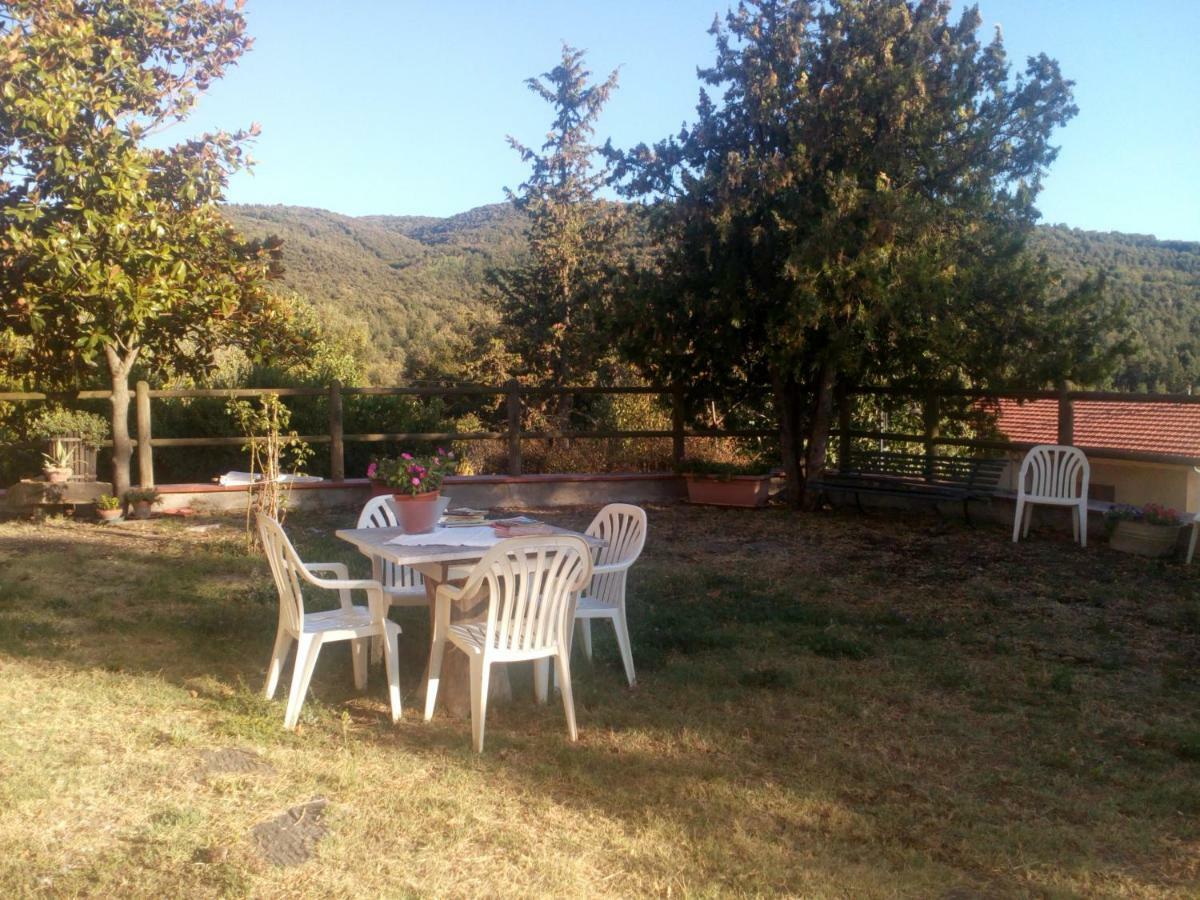 Il Fienile Nella Roccia Guest House Casole d'Elsa Exterior photo